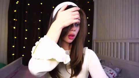 Nicole online show from May 14, 2026, 7:09 pm