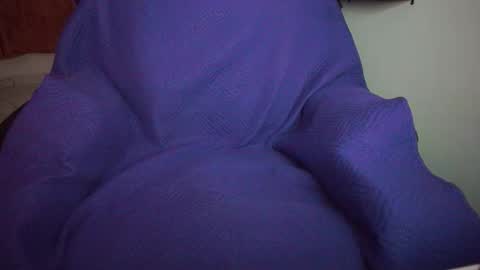 Charlotte Y Crystal online show from March 3, 2026, 10:10 am