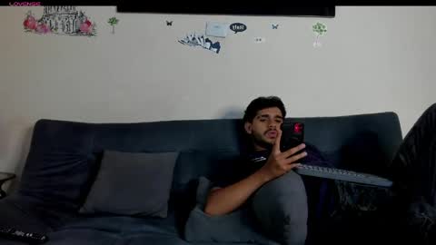 yeis online show from April 30, 2026, 8:48 pm