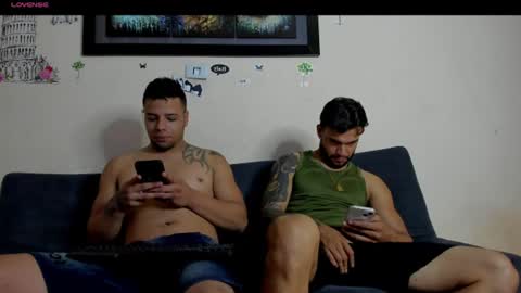 Snapshot of heteros_curious_ chatting on June 26, 2026, 9:41 pm yeis online show from June 26, 2026, 9:41 pm