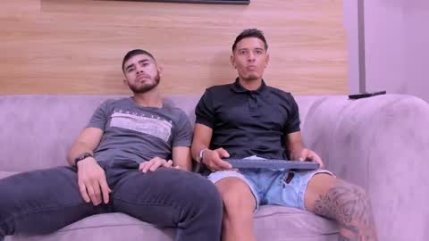heteros men online show from May 20, 2026, 2:56 pm