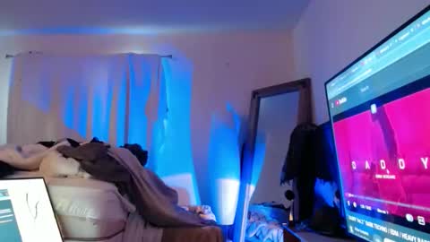 hevin69 online show from December 21, 2025, 3:19 pm