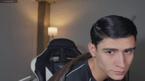 hey_cesard online show from March 30, 2026, 10:11 pm