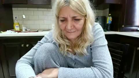 Heyheygrey online show from November 22, 2025, 10:14 am