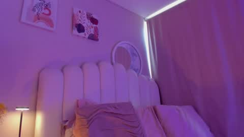 Martina Ricci Show schedule Monday to Friday 8am colombia time I work some weekends  online show from March 26, 2026, 4:12 pm