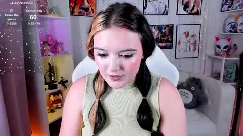 Snapshot of heymarybaby chatting on September 15, 2025, 9:09 am Amazing Mary  online show from September 15, 2025, 9:09 am
