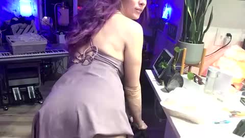 FlexieFae online show from January 17, 2025, 3:34 am