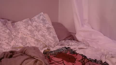 Snapshot of heytheretigers chatting on September 18, 2025, 1:13 pm Lollie Bam Tesoro online show from September 18, 2025, 1:13 pm