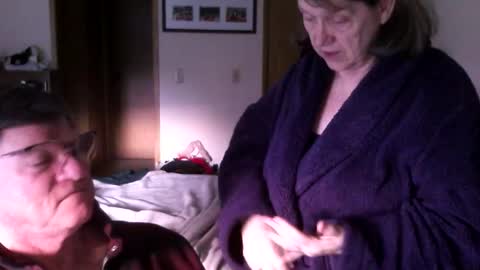 Snapshot of hg99too chatting on February 23, 2026, 3:42 pm hg99too online show from February 23, 2026, 3:42 pm