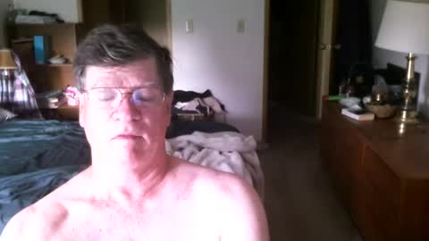 Snapshot of hg99too chatting on June 24, 2026, 1:43 pm hg99too online show from June 24, 2026, 1:43 pm