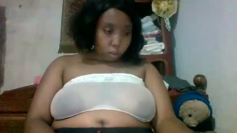 hheritinaa online show from January 12, 2026, 3:28 pm