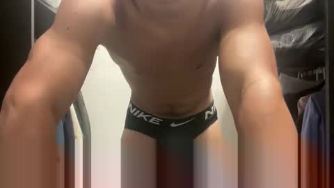 Snapshot of hhernan1 chatting on February 8, 2026, 10:57 pm hhernan1 online show from February 8, 2026, 10:57 pm