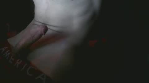 Snapshot of hiddenhues1 chatting on January 6, 2026, 5:22 am hiddenhues1 online show from January 6, 2026, 5:22 am