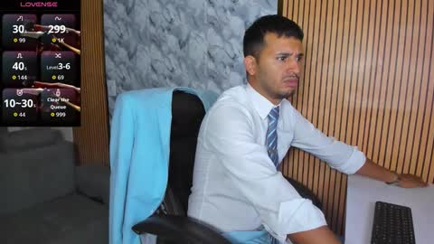 George online show from November 21, 2025, 10:58 am