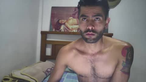 Snapshot of hideonbush051 chatting on September 11, 2025, 11:43 am hideonbush online show from September 11, 2025, 11:43 am