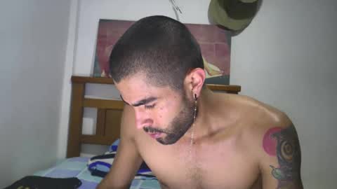 Snapshot of hideonbush051 chatting on September 22, 2025, 11:34 am hideonbush online show from September 22, 2025, 11:34 am