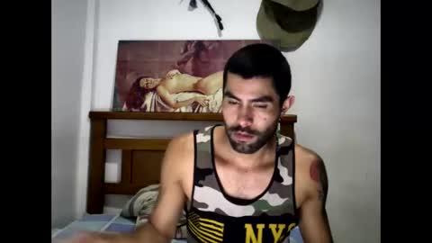 Snapshot of hideonbush051 chatting on October 13, 2025, 3:06 am hideonbush online show from October 13, 2025, 3:06 am