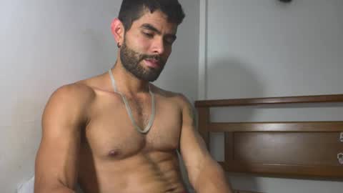 hideonbush online show from May 7, 2026, 1:00 am