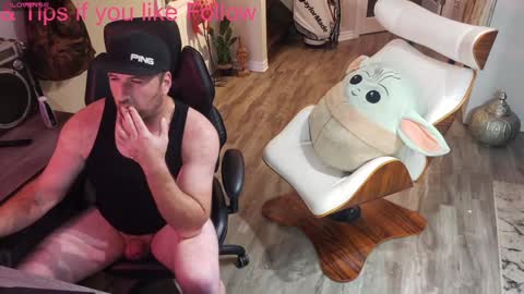 Snapshot of highclass92i chatting on December 13, 2024, 6:27 pm High4This online show from December 13, 2024, 6:27 pm