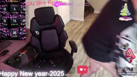 Snapshot of highclass92i chatting on January 10, 2025, 2:25 am High4This online show from January 10, 2025, 2:25 am