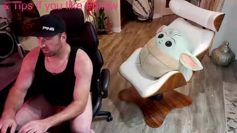 Snapshot of highclass92i chatting on September 30, 2025, 2:11 pm High4This online show from September 30, 2025, 2:11 pm