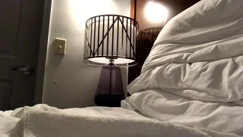 HighFlyer online show from December 3, 2025, 2:08 am