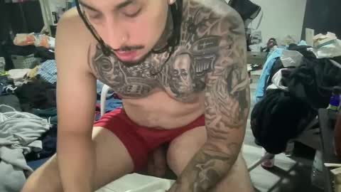 Snapshot of hihello400 chatting on October 10, 2025, 2:43 am hihello400 online show from October 10, 2025, 2:43 am