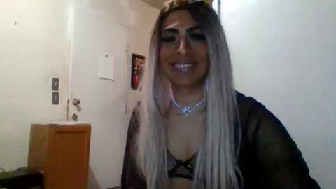 Snapshot of hihheelstranny chatting on November 1, 2025, 9:11 am hihheelstranny online show from November 1, 2025, 9:11 am