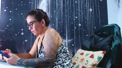 hikaryfire online show from May 27, 2026, 1:57 am
