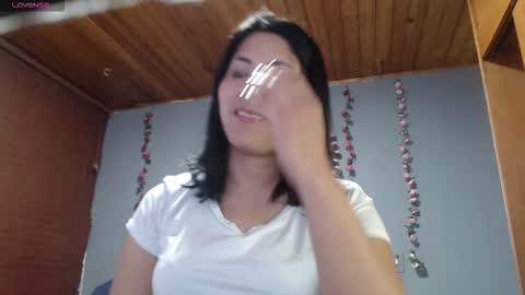 Snapshot of hilari18 chatting on February 2, 2026, 12:09 am hilaril18 online show from February 2, 2026, 12:09 am