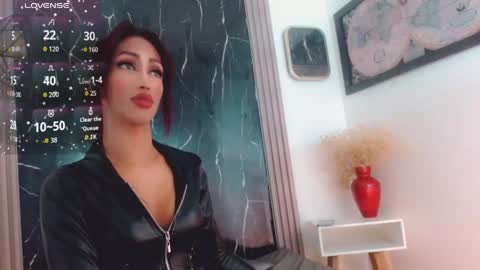 Snapshot of hilary_avilan chatting on May 20, 2026, 7:31 pm Hilary Avilan online show from May 20, 2026, 7:31 pm