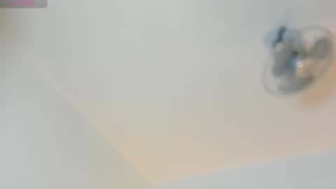 hilary_tailor online show from February 16, 2026, 11:06 am