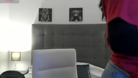 hilary_tailor online show from February 28, 2026, 11:11 am