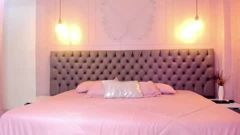 Hillary  online show from March 9, 2026, 3:43 am