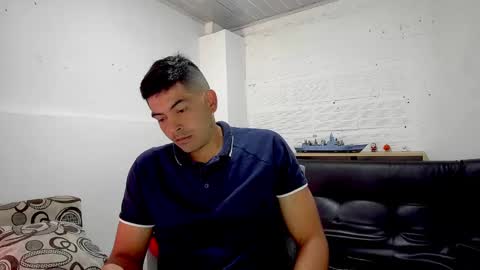 Hi moreno online show from December 8, 2024, 7:11 pm