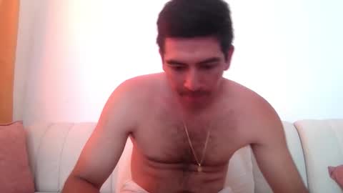 Snapshot of himoreno97 chatting on January 17, 2026, 9:18 pm Hi moreno online show from January 17, 2026, 9:18 pm