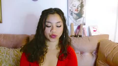 hinata lee online show from February 5, 2025, 7:29 am