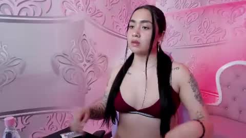 hinatta1_ online show from June 16, 2026, 7:38 pm