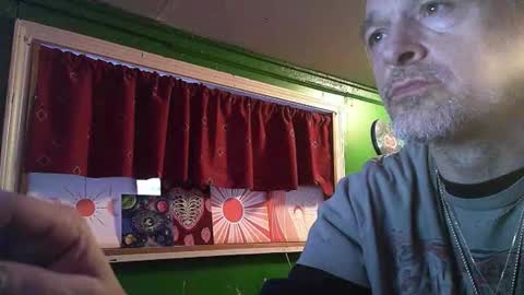 hippiedad333 online show from February 10, 2026, 10:47 pm