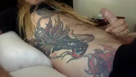 Snapshot of hippybiker chatting on March 31, 2026, 10:59 am hippybiker online show from March 31, 2026, 10:59 am