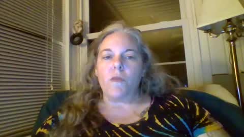 hippysnewhere online show from June 22, 2026, 4:09 am