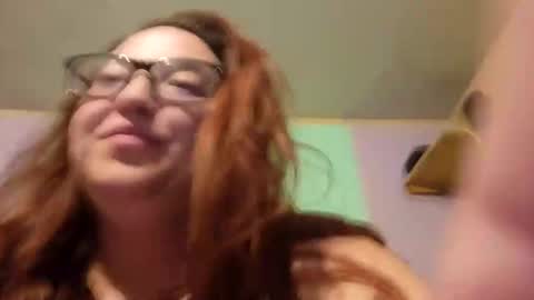 Hisandhers428 online show from March 31, 2026, 9:04 pm