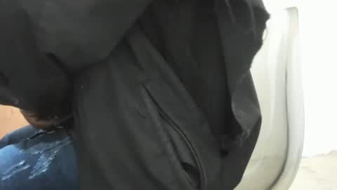 Snapshot of hk5792 chatting on January 1, 2025, 9:17 am Your Morenito online show from January 1, 2025, 9:17 am