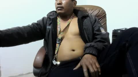 Snapshot of hk5792 chatting on September 21, 2025, 4:25 am Your Morenito online show from September 21, 2025, 4:25 am