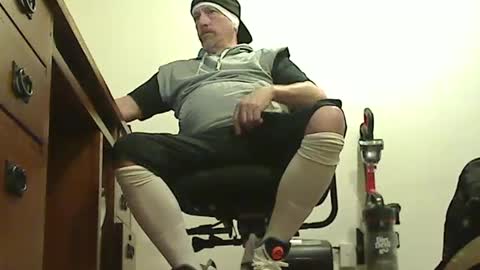 Snapshot of hockeybud chatting on February 2, 2025, 11:53 pm Rick online show from February 2, 2025, 11:53 pm