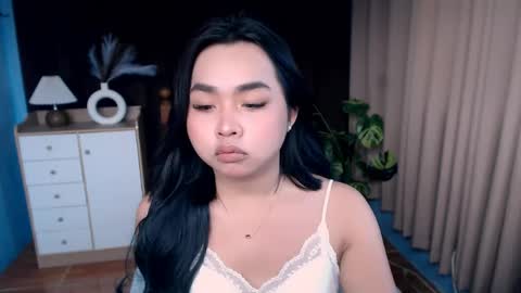 Snapshot of hoellygia chatting on March 11, 2026, 7:58 am IM NEW HERE ITS ME GIA online show from March 11, 2026, 7:58 am