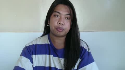 Snapshot of hoelykarina chatting on June 14, 2026, 3:52 am Karina3 online show from June 14, 2026, 3:52 am