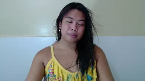 Snapshot of hoelykarina chatting on July 12, 2026, 8:05 am Karina3 online show from July 12, 2026, 8:05 am