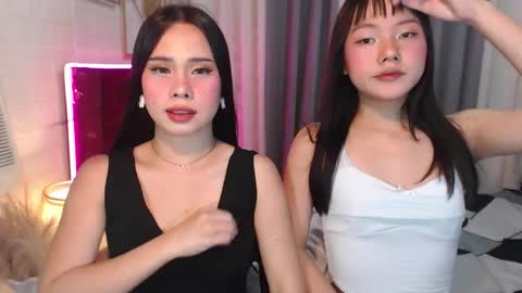 Snapshot of hoelymolly chatting on March 8, 2026, 5:06 pm hoelymolly online show from March 8, 2026, 5:06 pm