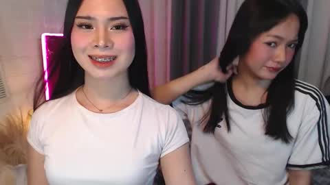 Snapshot of hoelymolly chatting on March 21, 2026, 4:54 pm hoelymolly online show from March 21, 2026, 4:54 pm